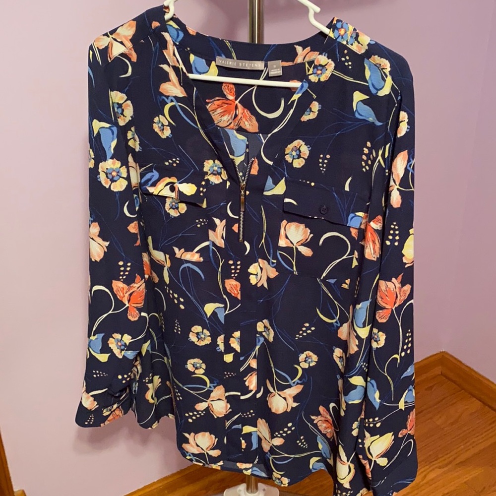 Roll up Sleeve with a button or long sleeve.